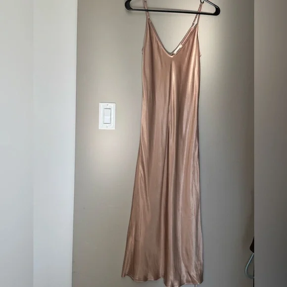 NWOT L’Agene V-neck Silky Slip Dress Size 2 Copper Gold - Picture 4 of 9